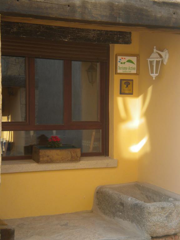 Hostal Rural Las Cuatro Calles San Martín del Pimpollar Exteriér fotografie
